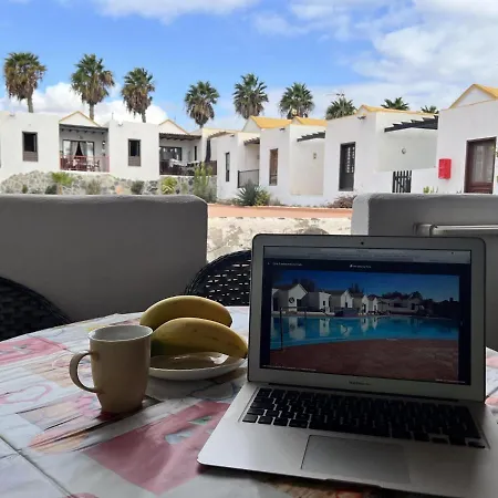Live Castillo Apartment *